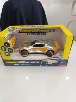 Coche radiocontrol Ninco Racers Ballwheel
