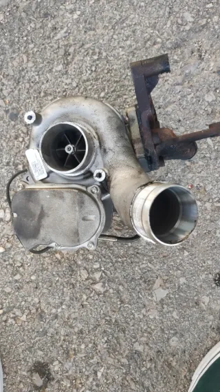 Turbo Audi A4 3.0 TDI S line 2005