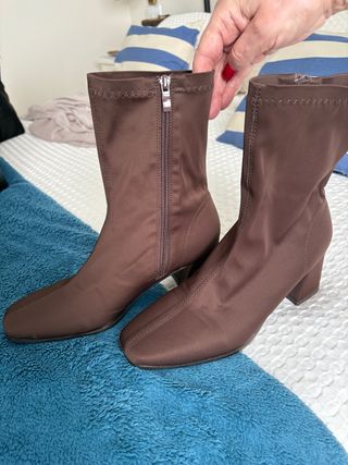 Botines marrones licra , Solo se uso 1 vez