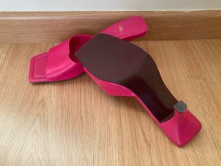 Sandalias tacón fucsia Zara Talla 38