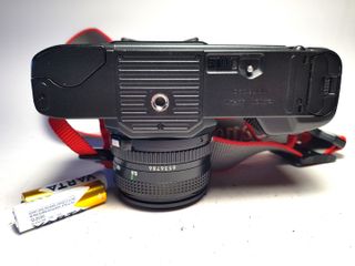 Canon T70 con objetivo FD 50mm 1:1.8