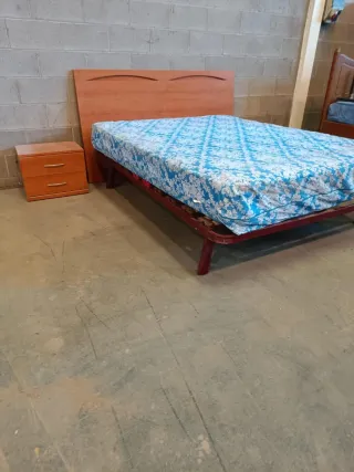 Set camera da letto: Testiera, 2 comodini, rete e materasso