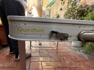 Mesa plegable familiar ligera y práctica