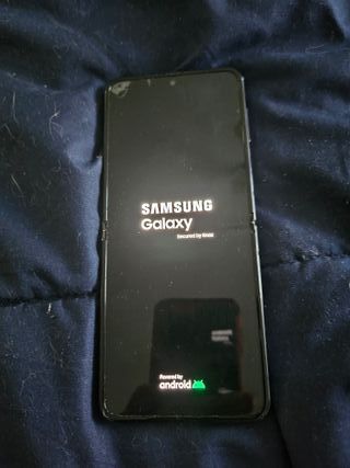 Samsung Galaxy Flip 4 Negro