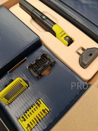 Philips OneBlade 360 con Bluetooth, Recortadora para Barba y Cuerpo, QP4631/30