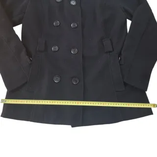 Abrigo negro doble botonadura