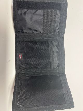 Portafoglio Eastpak nero