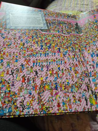¿Dónde está Wally? A la caza del cuadro escondido (EN BUSCA DE) (Spanish Edition)