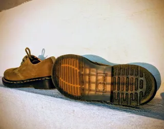 Dr. Martens nubuk Talla 38