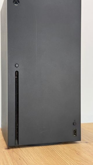 Xbox Series X + Mando Rosa