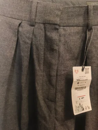 Pantalón ancho pinzas ZARA Talla XS