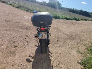 BMW F800R Naked Negra y Blanca