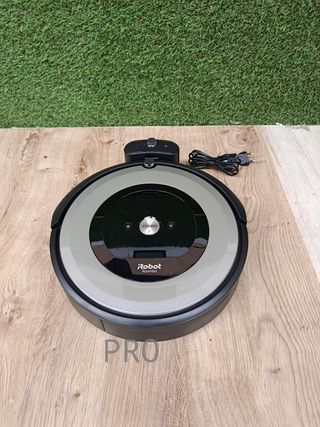 iRobot Roomba e5154 Wifi, Robot aspirador óptimo para mascotas, aspiración alta potencia, 2 cepillos goma, alfombras y suelos, Dirt Detect,