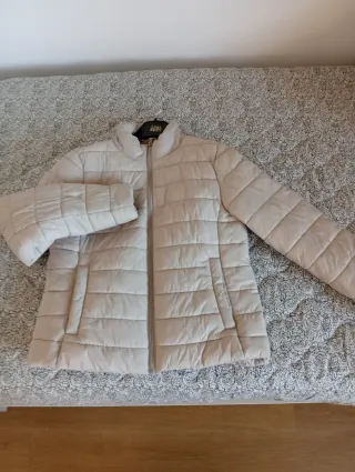 Anorak ligero crema Talla S