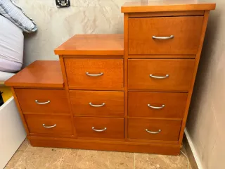 Mesitas de noche o entradas de madera. Tengo 2