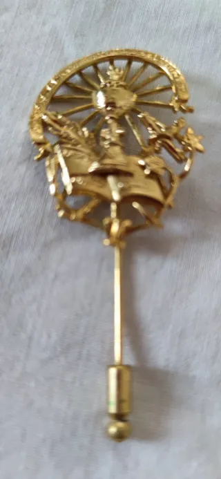 Alfiler cofradía Santo Entierro