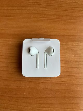 Auriculares Apple Blancos con Cable