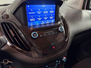 Ford Tourneo Courier 1.5 TDCi Titanium 74 kW (100 CV)