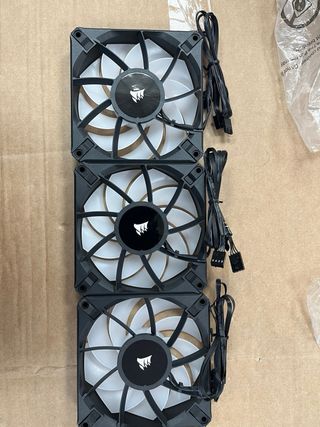 Kit 3 Ventiladores Corsair AF120 RGB Elite#164406