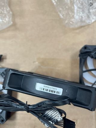 Kit 3 Ventiladores Corsair AF120 RGB Elite#164406