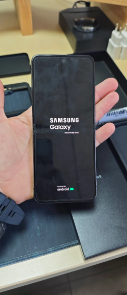 Samsung Galaxy Z Flip 5 512GB