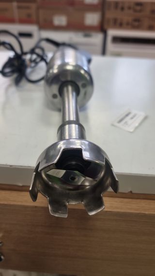 BATIDORA INDUSTRIAL ROBOT COUPE MINI MP 190 VV