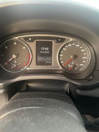 Audi A1 2018 1.6Tdi automatico