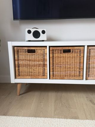 Mueble KALLAX + 4 CESTOS BRANAS