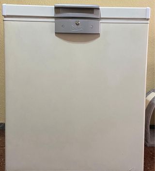Congelador Beko Mediano 63x75x91