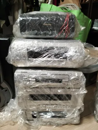 Cadena de música y altavoces Technics