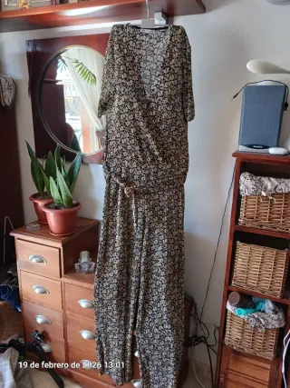 Mono Zara estampado floral talla M