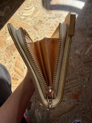 Bolso Clutch Dorado Cocodrilo