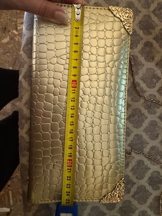 Bolso Clutch Dorado Cocodrilo