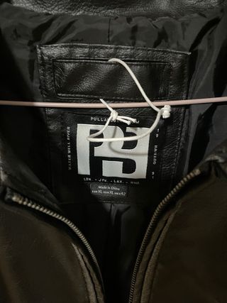 Chaqueta Cuero Pull&Bear Talla XL