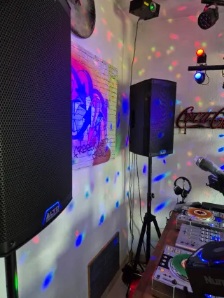 Equipo de Sonido y Luces Discoteca
