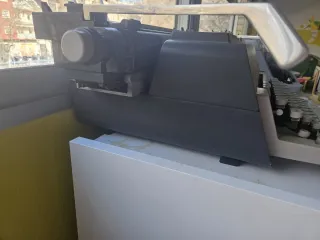 Máquina de escribir Olivetti Linea 98