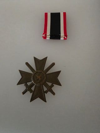 Cruz al Mérito de Guerra 2ª Clase con Espadas IIWW