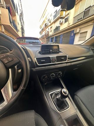 Mazda 3 2016