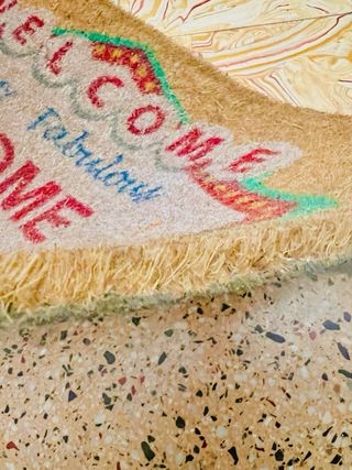 Felpudo Carnaval Welcome to my Fabulous Home