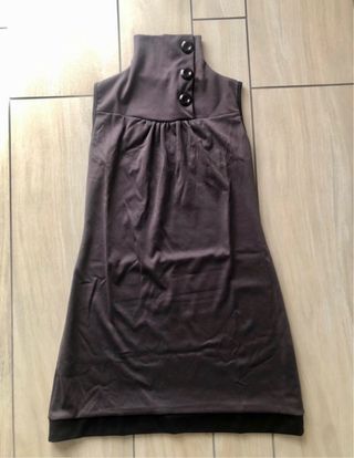 Abito donna marrone con bottoni