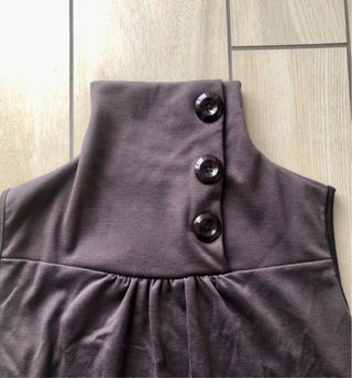 Abito donna marrone con bottoni