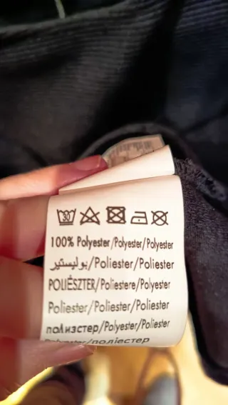 Top péplum negro Pimkie