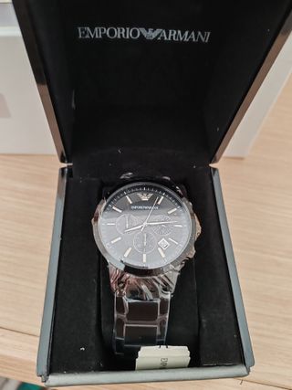 Reloj Emporio Armani Negro y Dorado