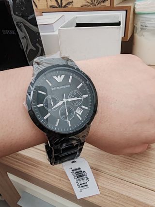 Reloj Emporio Armani Negro y Dorado