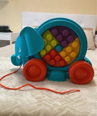 Elefante arrastrable para niños