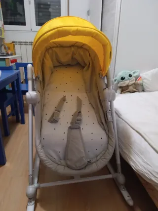Hamaca para bebé color amarillo