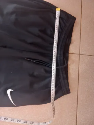 Pantalón chándal negro