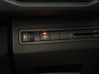 Peugeot 3008 1.5B-HDI 130CV AT8 ALLURE PACK .- " AUTOMÁTICO ".- " BAJO CONSUMO ".- " GARANTÍA CON COBERTURA EUROPEA".-