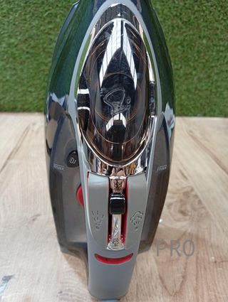 Plancha de Ropa - 20630-56 - Russell Hobbs