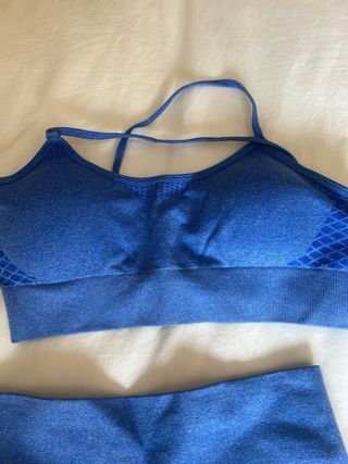Conjunto deportivo azul talla M
